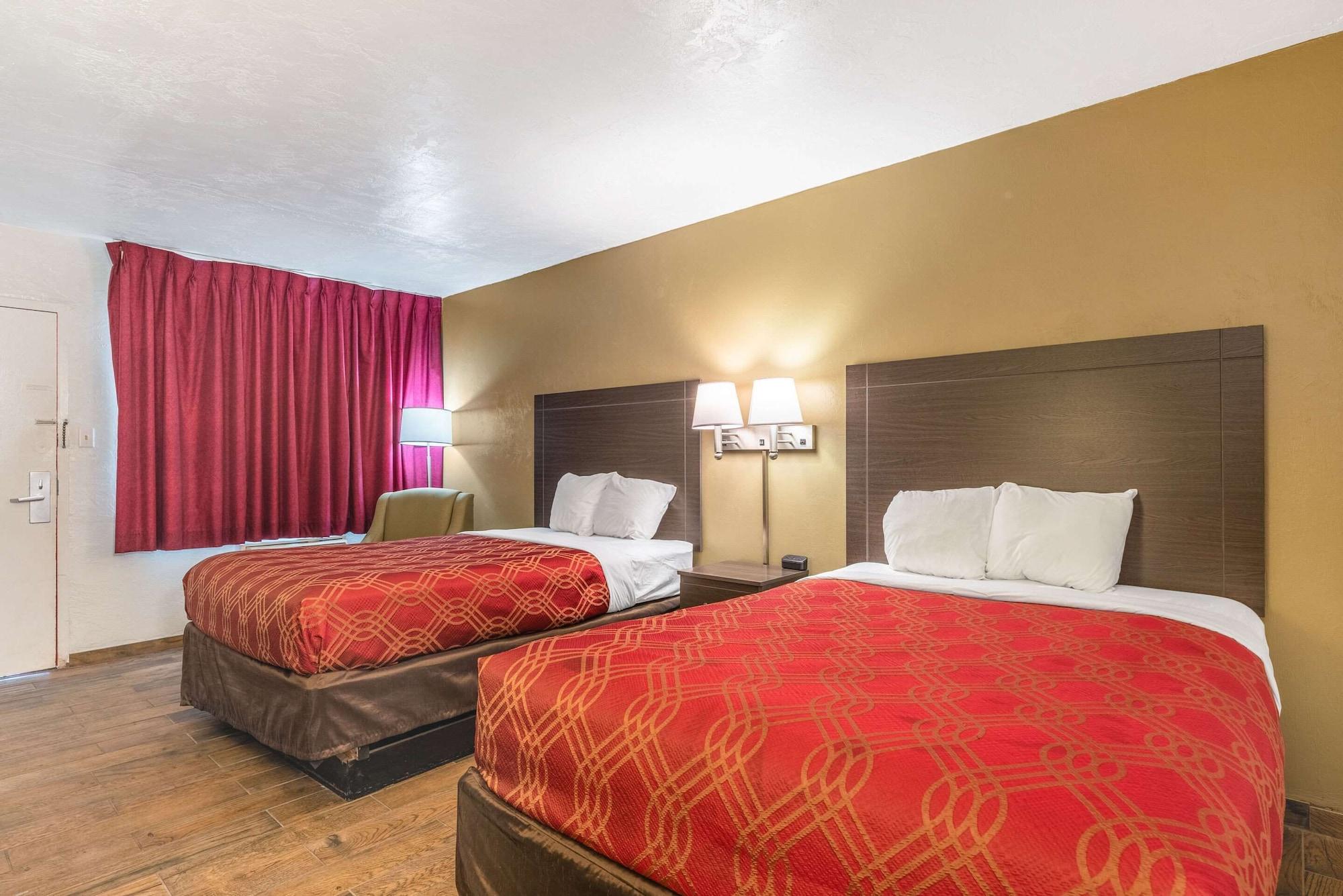 Econo Lodge University Gainesville Bagian luar foto