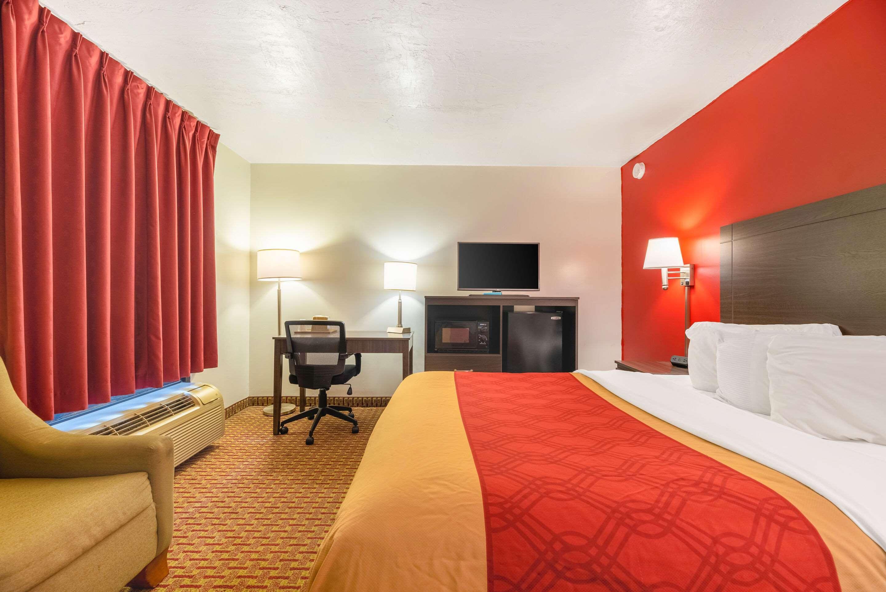 Econo Lodge University Gainesville Bagian luar foto