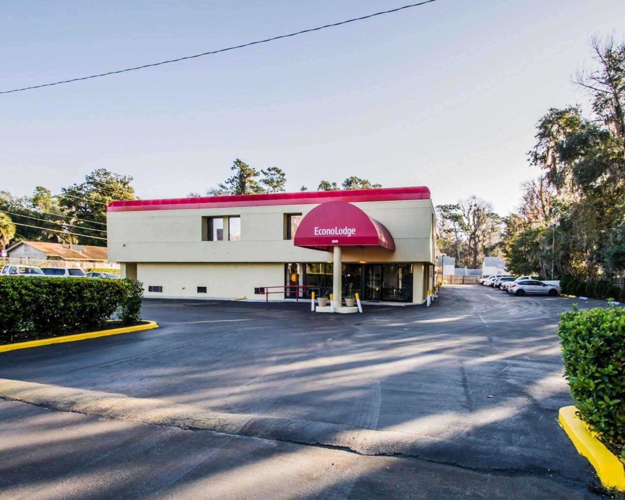 Econo Lodge University Gainesville Bagian luar foto