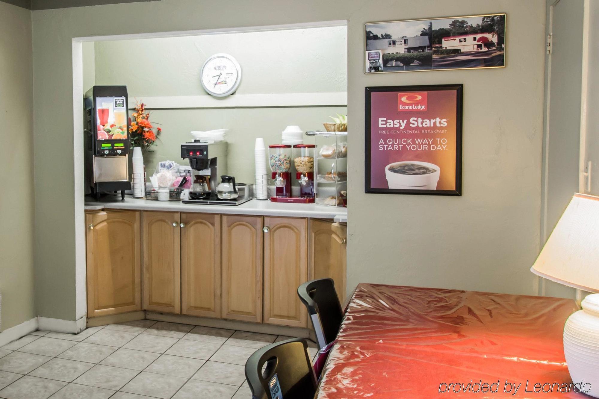 Econo Lodge University Gainesville Bagian luar foto