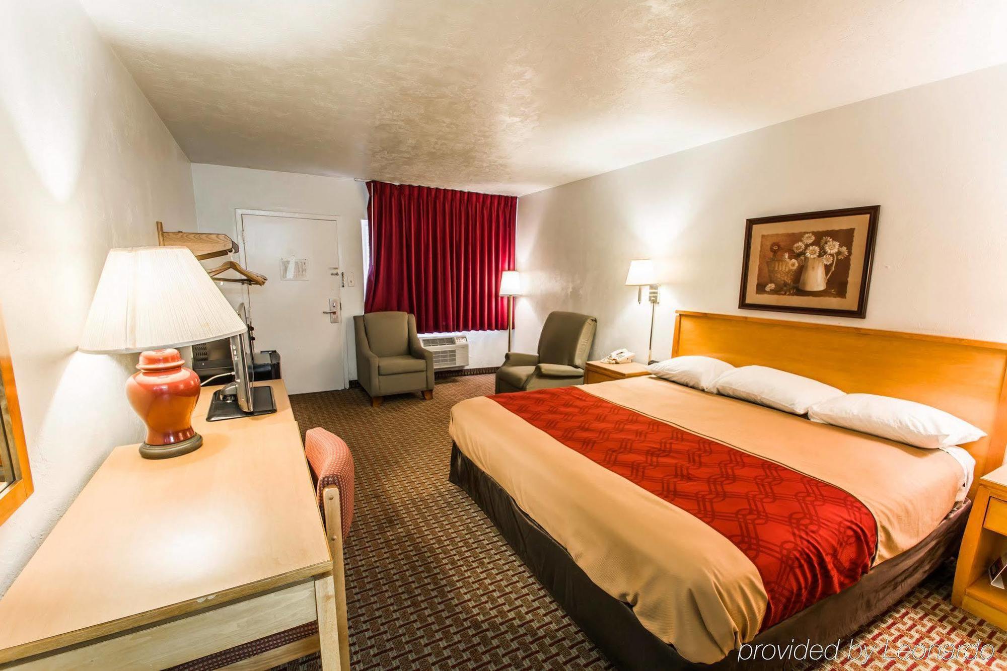 Econo Lodge University Gainesville Bagian luar foto